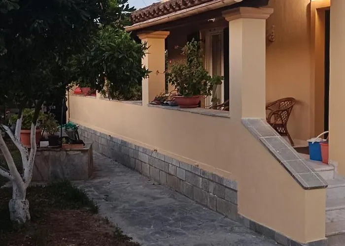 Season House